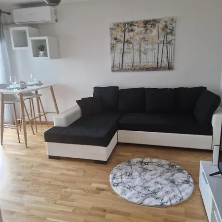 Apartment Oja 118-49 Parnu